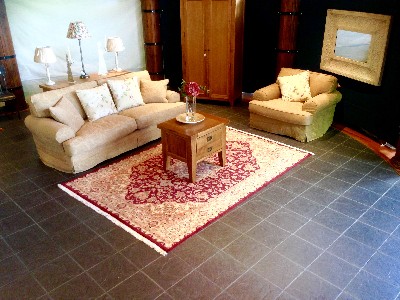 persian 13 maroon